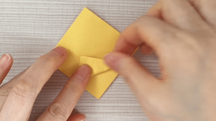 Cách xếp hoa Origami bằng giấy 14