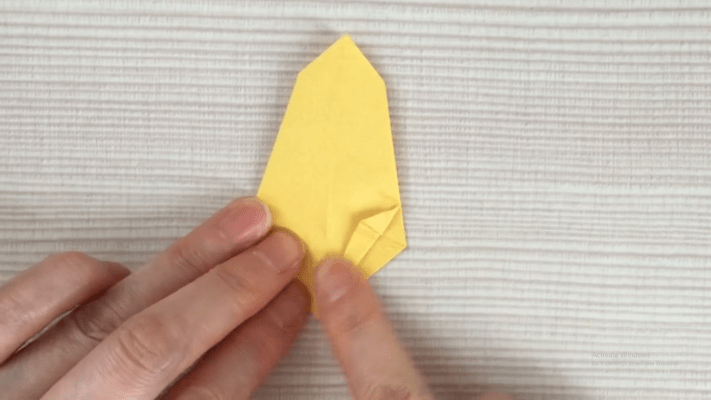 Cách xếp hoa Origami bằng giấy 18