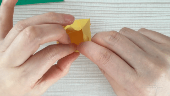 Cách xếp hoa Origami bằng giấy 20