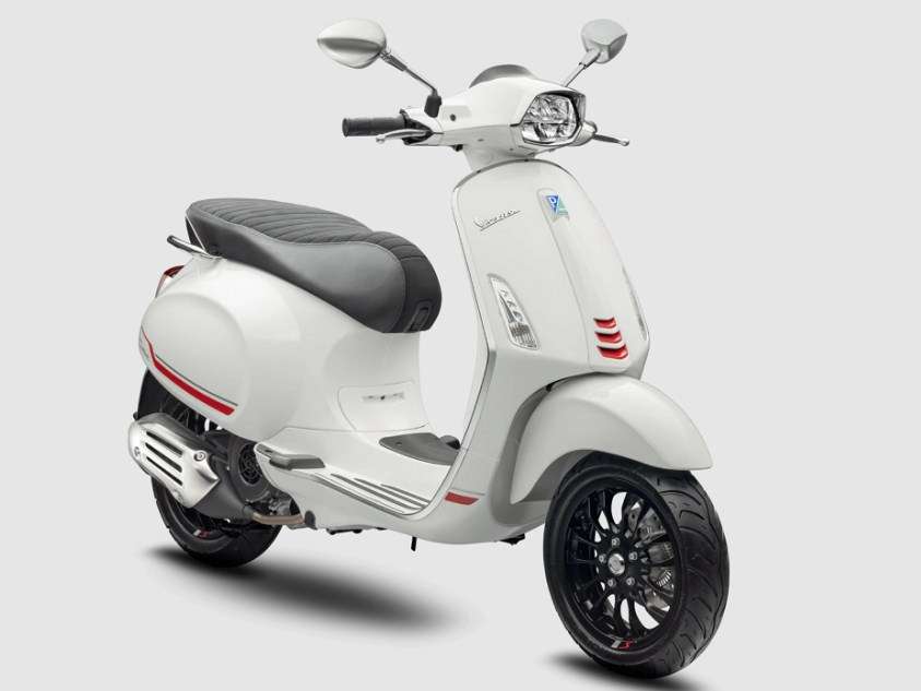 Giá xe Vespa 4