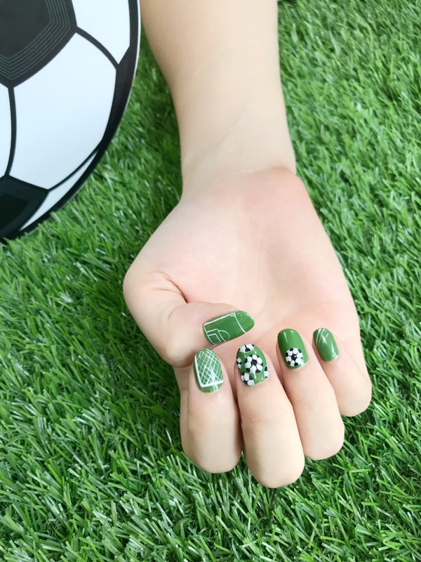 Mẫu Nail Đẹp 17