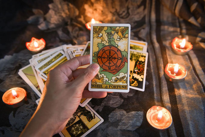 Đọc bài Tarot: Dự đoán công việc, sự nghiệp, tình yêu của bạn