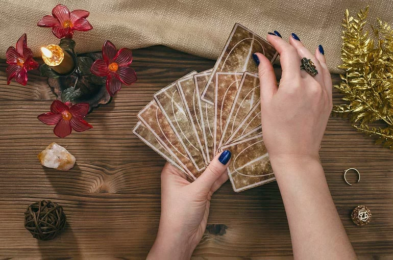 BÓI BÀI TAROT ONLINE MIỄN PHÍ